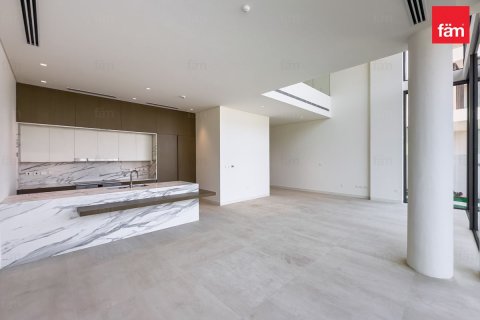 3 bedrooms Villa in Dubai, UAE No. 166318 10