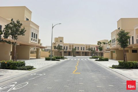 Townhouse de 4 dormitorios en Dubai, UAE No. 166321 13