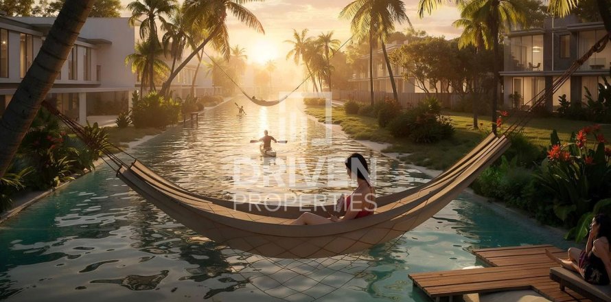 Таунхаус с 4 спальнями  №121732