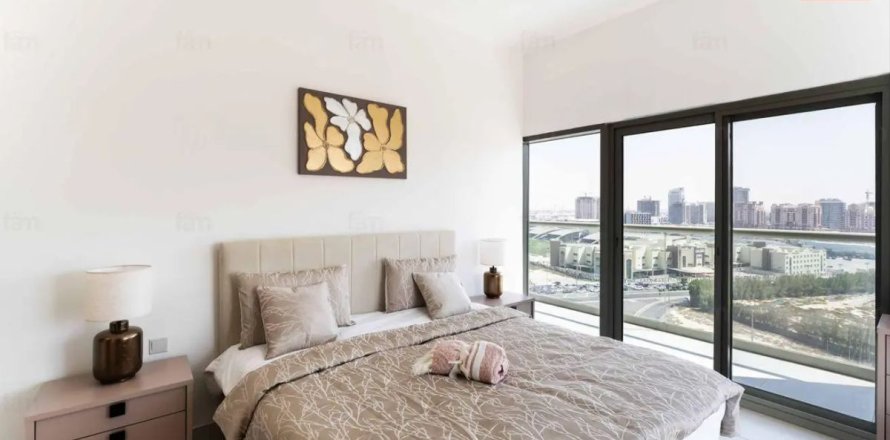 2 bedrooms Apartment in Motor City, UAE No. 168238