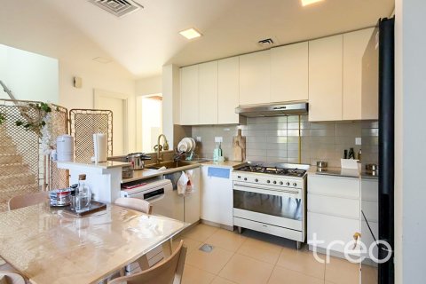 Villa de 3 dormitorios en Town Square, UAE No. 173686 8