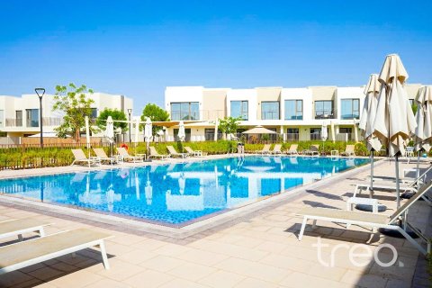 4 bedrooms Villa in Dubai South (Dubai World Central), UAE No. 173684 3