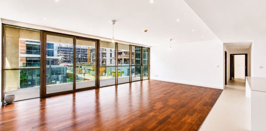 3 bedrooms Apartment in City Walk, UAE No. 168744