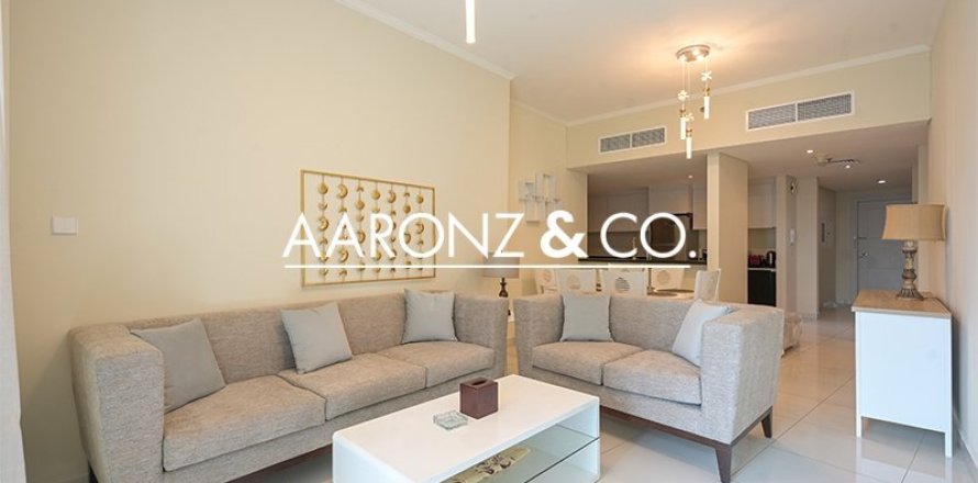 Apartment de 3 dormitorios en Damac Heights, UAE No. 136859