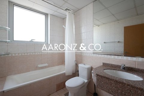 2 bedrooms Apartment in Jumeirah Lake Towers, UAE No. 136863 14