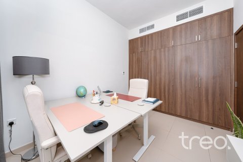 Townhouse de 3 dormitorios en Dubai, UAE No. 188033 10