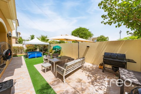 Townhouse de 3 dormitorios en Dubai, UAE No. 188033 20