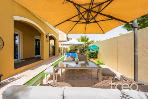 Townhouse de 3 dormitorios en Dubai, UAE No. 188033 18