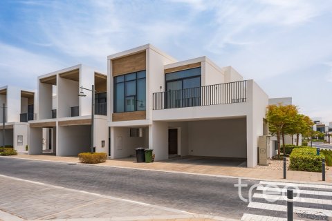 Duplex de 4 dormitorios en Arabian Ranches 3, UAE No. 188034