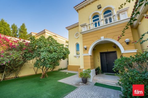 Villa de 3 dormitorios en Dubai, UAE No. 140607 14