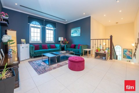 Villa de 3 dormitorios en Dubai, UAE No. 140607 7