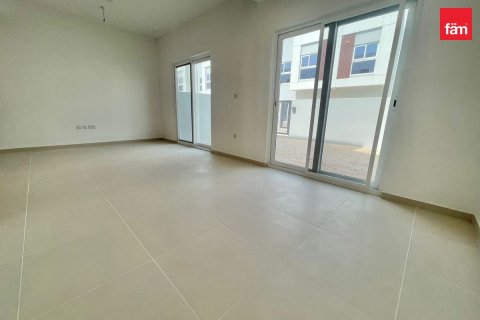3 bedrooms Villa in Dubai, UAE No. 173270 12