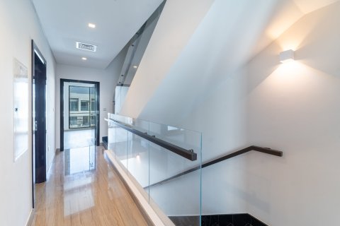 Таунхаус с 4 спальнями в Дубай, ОАЭ №147083 8