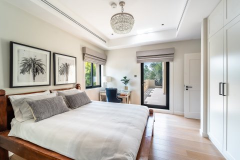 Вилла с 6 спальнями в Дубай, ОАЭ №147084 24