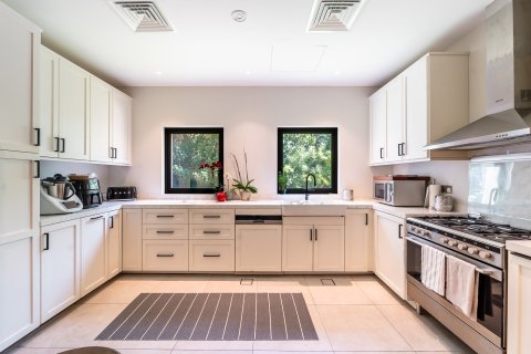 Вилла с 6 спальнями в Дубай, ОАЭ №147084 23