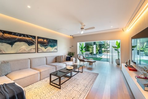 Вилла с 6 спальнями в Дубай, ОАЭ №147084 6