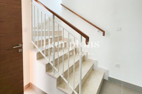 Villa de 4 dormitorios en Maple 3, UAE No. 151331 12