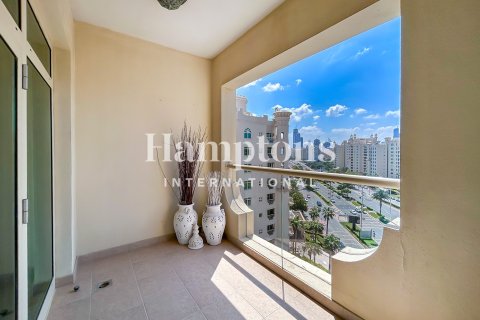 Apartment de 4 dormitorios en FIVE Palm Jumeirah, UAE No. 151336 17