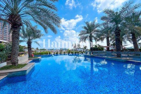 Apartment de 4 dormitorios en FIVE Palm Jumeirah, UAE No. 151336 3