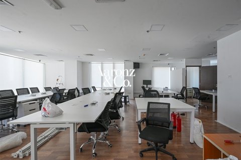 235m² Office in Business Bay, UAE No. 166367