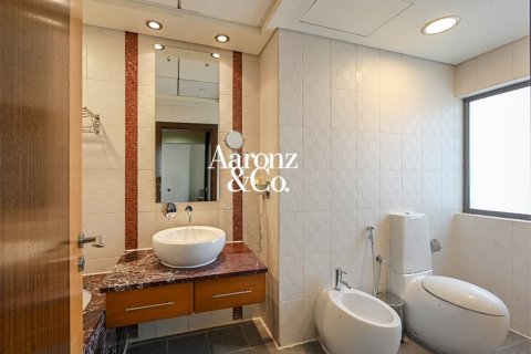 Apartment de 2 dormitorios en Jumeirah Beach Residence, UAE No. 166366 12