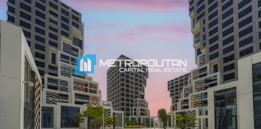 3 bedrooms Apartment in Al Reem Island, UAE No. 105920