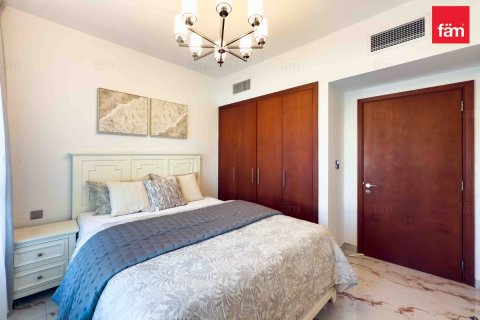 4 bedrooms Villa in Dubai, UAE No. 164806 12