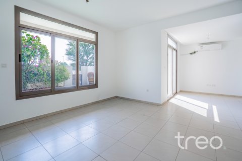 Townhouse de 3 dormitorios en Hayat Townhouses, UAE No. 174204 4