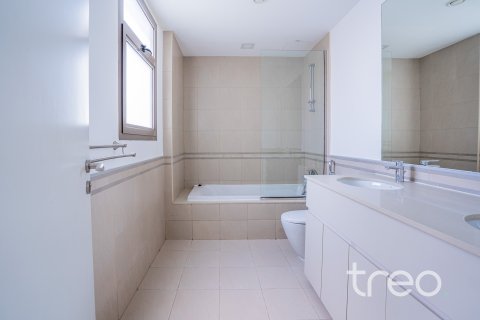 Townhouse de 3 dormitorios en Hayat Townhouses, UAE No. 174204 9