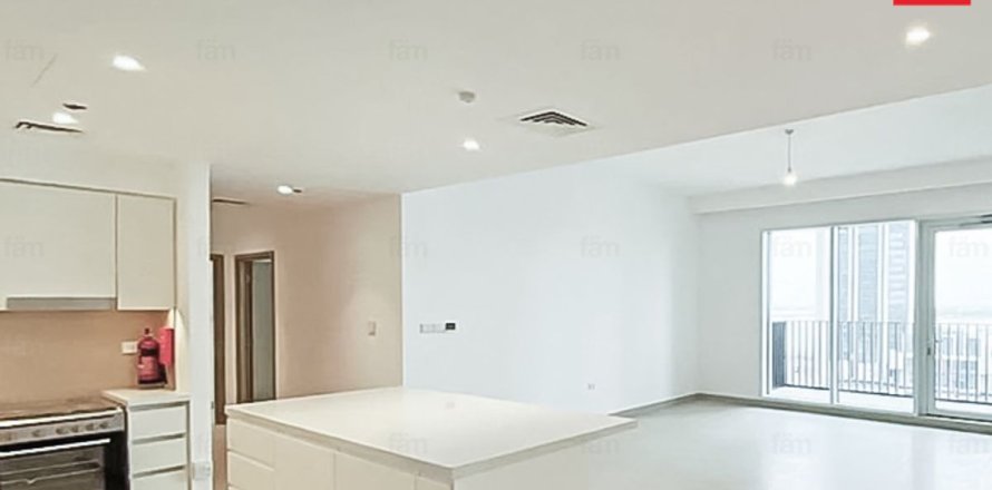 2 bedrooms Apartment in Dubai, UAE No. 188296