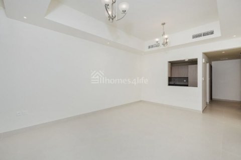 4 bedrooms Villa in District 11, UAE No. 141939 16