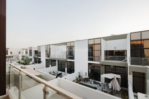 4 bedrooms Villa in District 11, UAE No. 141939 7