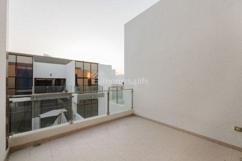 4 bedrooms Villa in District 11, UAE No. 141939 5