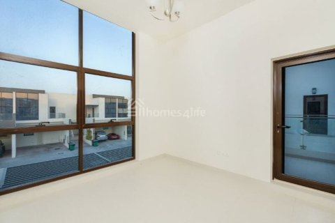 4 bedrooms Villa in District 11, UAE No. 141939 10