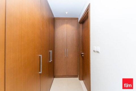 3 bedrooms Apartment  No. 131920 22