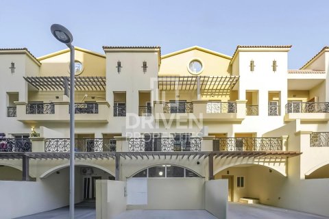 Таунхаус с 4 спальнями №121152 3