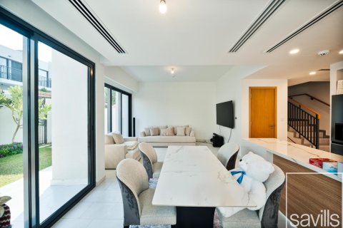 Таунхаус с 4 спальнями в Villanova, ОАЭ №136624 4