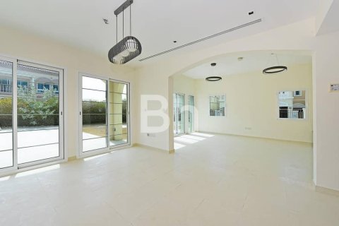 Villa de 2 dormitorios  No. 114712 10