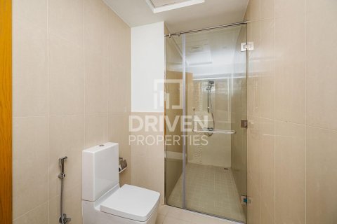 Квартира с 2 спальнями в Bellevue Towers, ОАЭ №189593 16