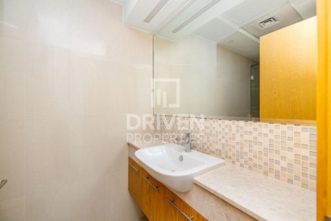 Квартира с 2 спальнями в Bellevue Towers, ОАЭ №189593 14
