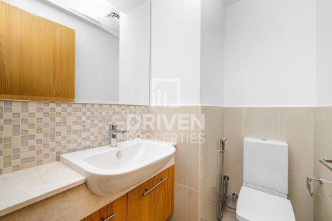 Квартира с 2 спальнями в Bellevue Towers, ОАЭ №189593 17