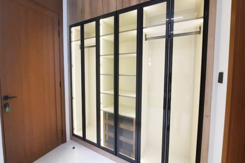 Villa de 7 dormitorios en Abu Dhabi, UAE No. 35613 16