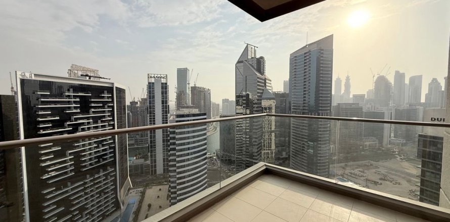 2 bedrooms Apartment in Downtown Dubai (Downtown Burj Dubai), UAE No. 210085