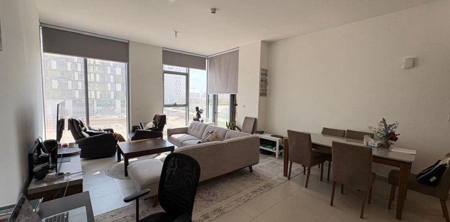 2 bedrooms Apartment in Dubai, UAE No. 208524
