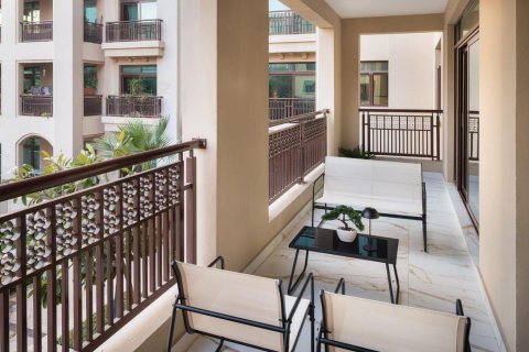 Appartement de 2 chambres à The Views, UAE No. 201191 5