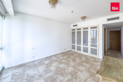 Квартира с 3 спальнями №120367 4