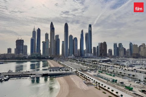 Квартира с 3 спальнями №120366 2