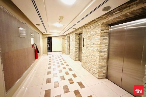 2 bedrooms Apartment in Dubai, UAE No. 143588 9