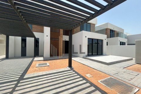 Villa de 5 dormitorios en  Saadiyat Island, UAE No. 102042 3