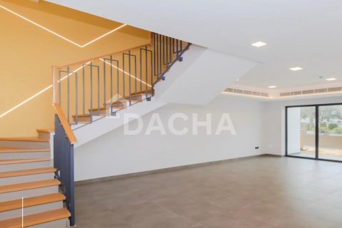 Вилла с 4 спальнями в District 10, ОАЭ №155477 10